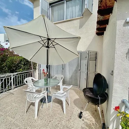 Seaside Maisonette 200m From Sea *