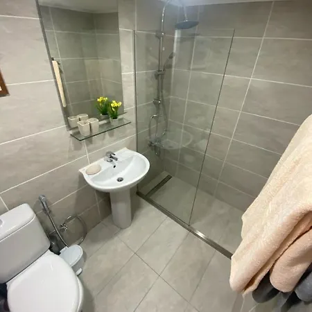 Seaside Maisonette 200m From Sea Holiday home