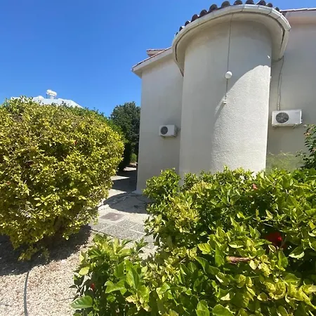 Seaside Maisonette 200m From Sea *